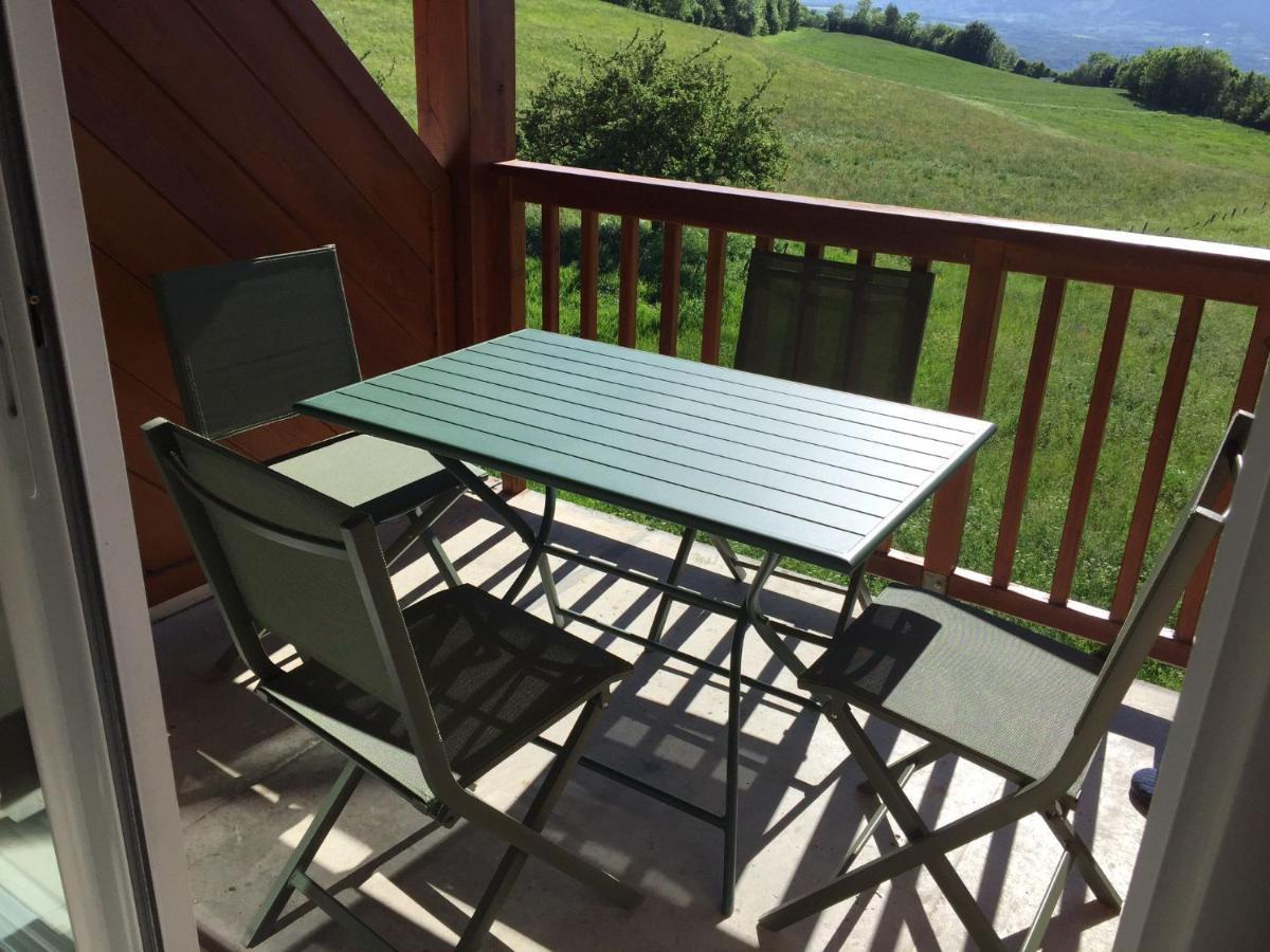 Appartement offrant une magnifique vue des montagnes Saint-Leger-les-Melezes Extérieur photo