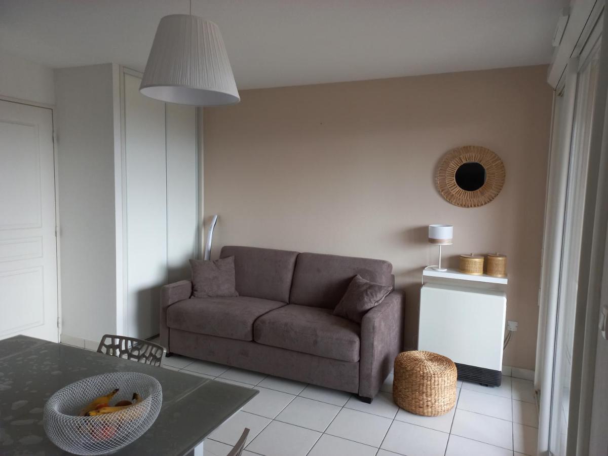 Appartement offrant une magnifique vue des montagnes Saint-Leger-les-Melezes Extérieur photo