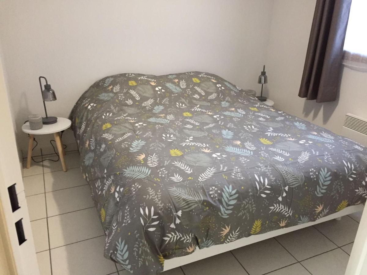 Appartement offrant une magnifique vue des montagnes Saint-Leger-les-Melezes Extérieur photo